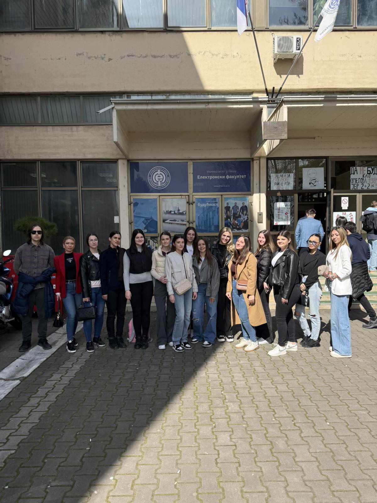 Посета сајму запошљавања на Електронском факултету