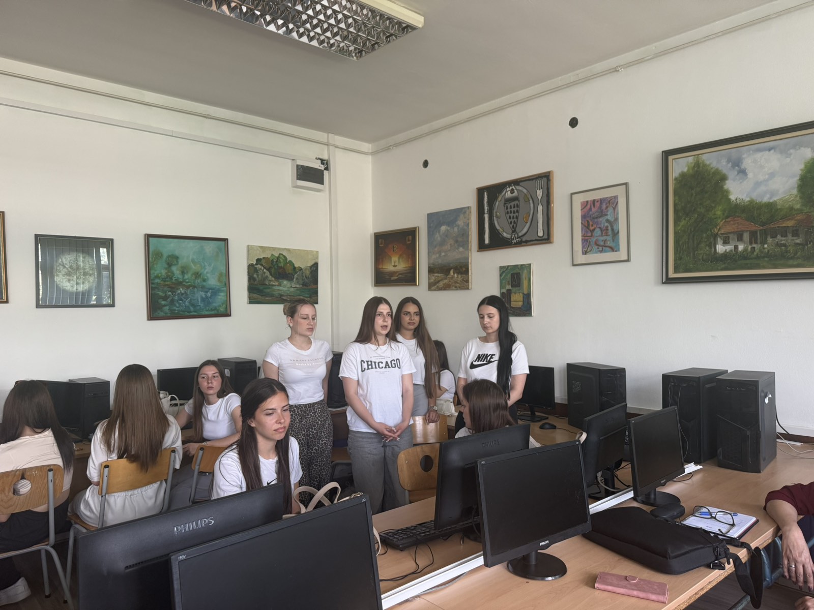 Угледни час на тему „Кад економија позелени“